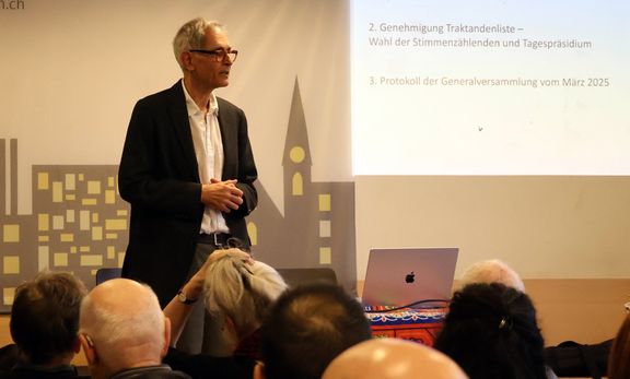 Fausi Marti leitet die Generalversammlung zum letzten Mal. (Foto: František Matouš)